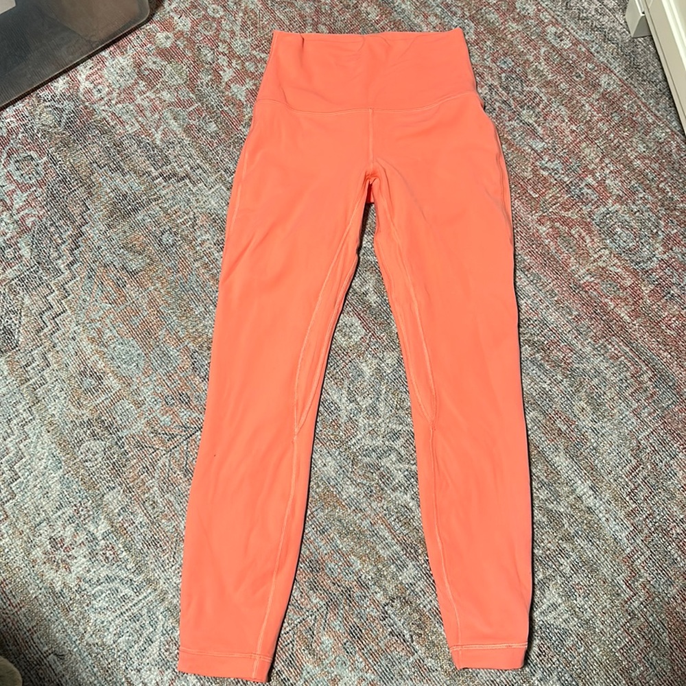 Lululemon 25” double lined aligns